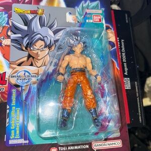 Dragon Ball Z Super Evolve Son Goku Ultra Instinct LIMITED EDITION 5" Figure